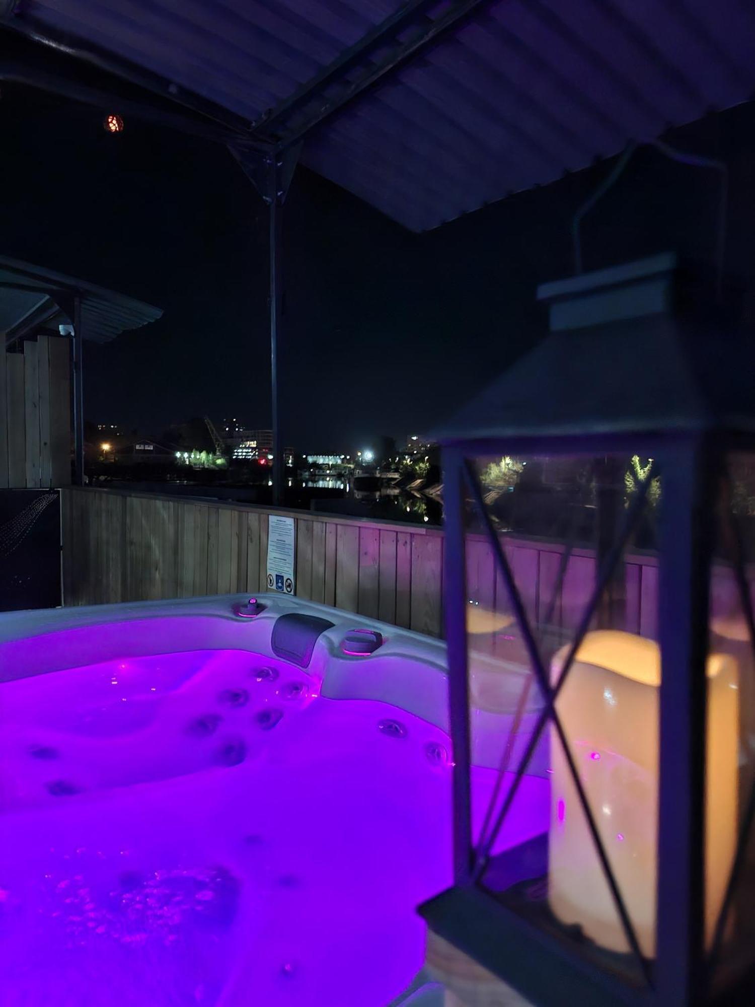 La Peniche De Fabrice Avec Jacuzzi Privatif Apartman Strasbourg Kültér fotó