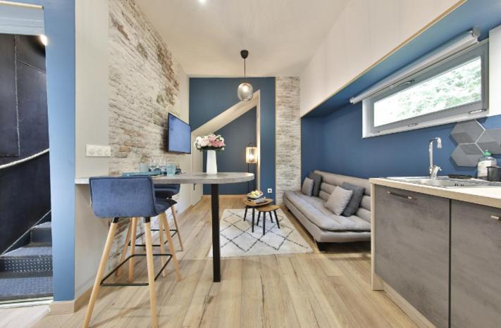 La Peniche De Fabrice Avec Jacuzzi Privatif Apartman Strasbourg Szoba fotó